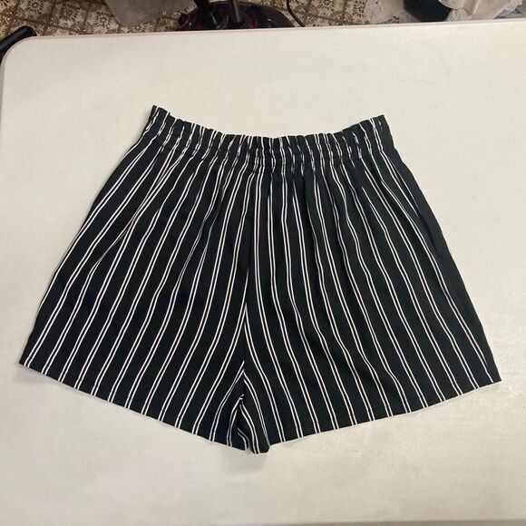 DR2 Black & White Striped Elastic Tie Waistband Shorts With Front Side Pockets S - Picture 11 of 11